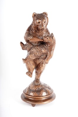 Lot 896 - An early 20th Century carved Black Forest bear figure group