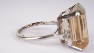 Lot 1086 - An Art Deco citrine and diamond ring