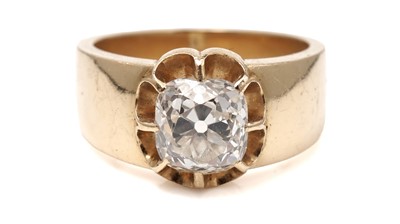 Lot 1310 - A single stone solitaire diamond ring