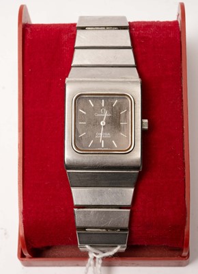 Lot 1036 - Omega Constellation: a stainless steel cased automatic wristwatch