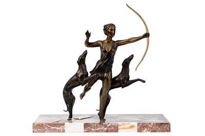 Lot 176 - An Art Deco model of a female archer