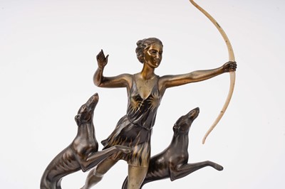 Lot 176 - An Art Deco model of a female archer