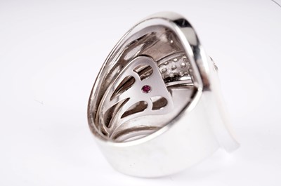Lot 1120 - Roberto Coin: a pink enamel and diamond set ring
