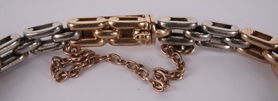 Lot 1127 - A high-carat two-tone brick-link bracelet
