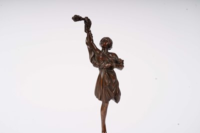 Lot 221 - An early 20th Century bronze figure of a dancer
