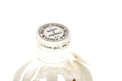Lot 221 - A bottle of Macpherson's White Crystal Gin