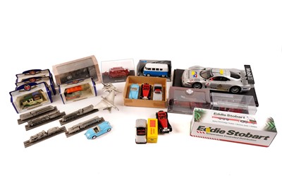 Lot 140 - A selection of diecast model vehicles