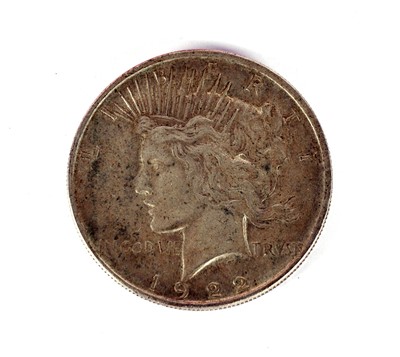 Lot 358 - Coins, military cap badges and other items