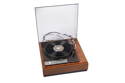 Lot 344 - A Garrard 401 turntable; and a small selection of turntable-accessories