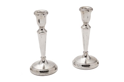 Lot 621 - A pair of Elizabeth II silver candlesticks
