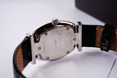 Lot 417 - A Longines Le Grande Classique wristwatch