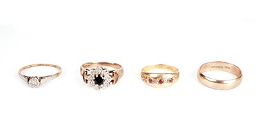 Lot 373 - A selection of gold rings