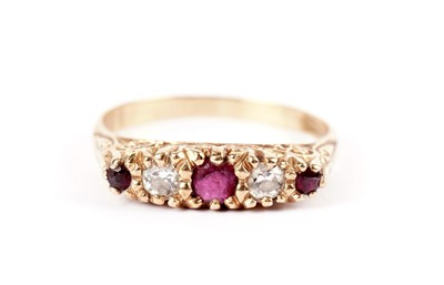 Lot 457 - A ruby and diamond ring