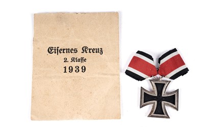 Lot 1060 - A WWII German Iron Cross