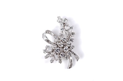 Lot 1181 - A diamond spray brooch