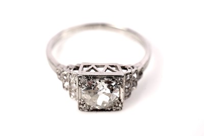 Lot 1188 - An Art Deco diamond ring