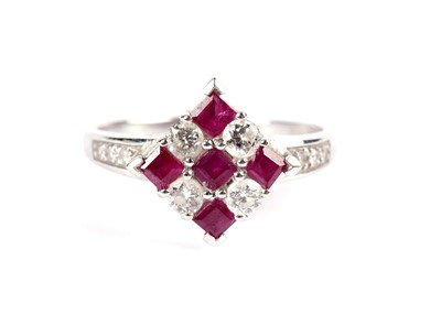 Lot 497 - An Art Deco ruby and diamond dress ring