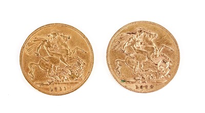 Lot 513 - Two George V gold sovereigns