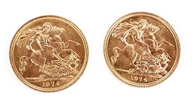 Lot 516 - Two Queen Elizabeth II gold sovereigns 1974