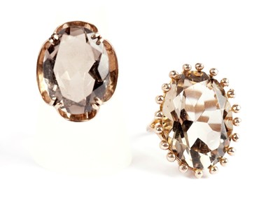 Lot 549 - Two quartz dress rings