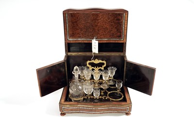 Lot 13 - A 19th Century decanter box/cave à liqueur