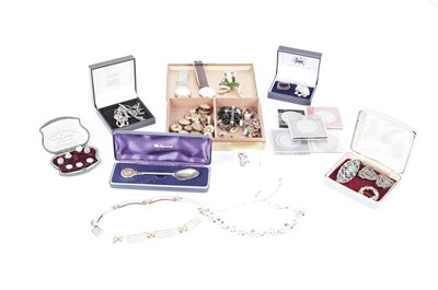 Lot 654 - A collection of costume jewellery and wristwatches