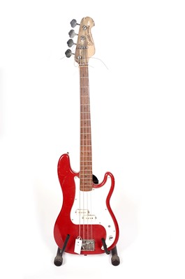 Lot 42 - An Encore bass guitar