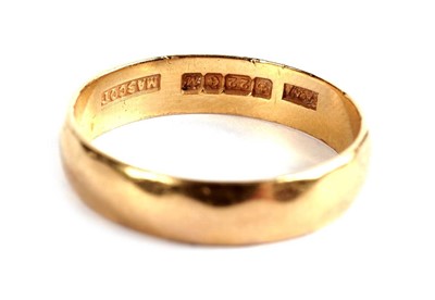 Lot 535A - A 22ct yellow gold wedding band