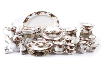 Lot 189 - A Royal Albert ‘Old Country Roses’ pattern tea and dinner service; and similar napkins