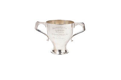 Lot 1486 - An Edwardian silver two-handled trophy cup