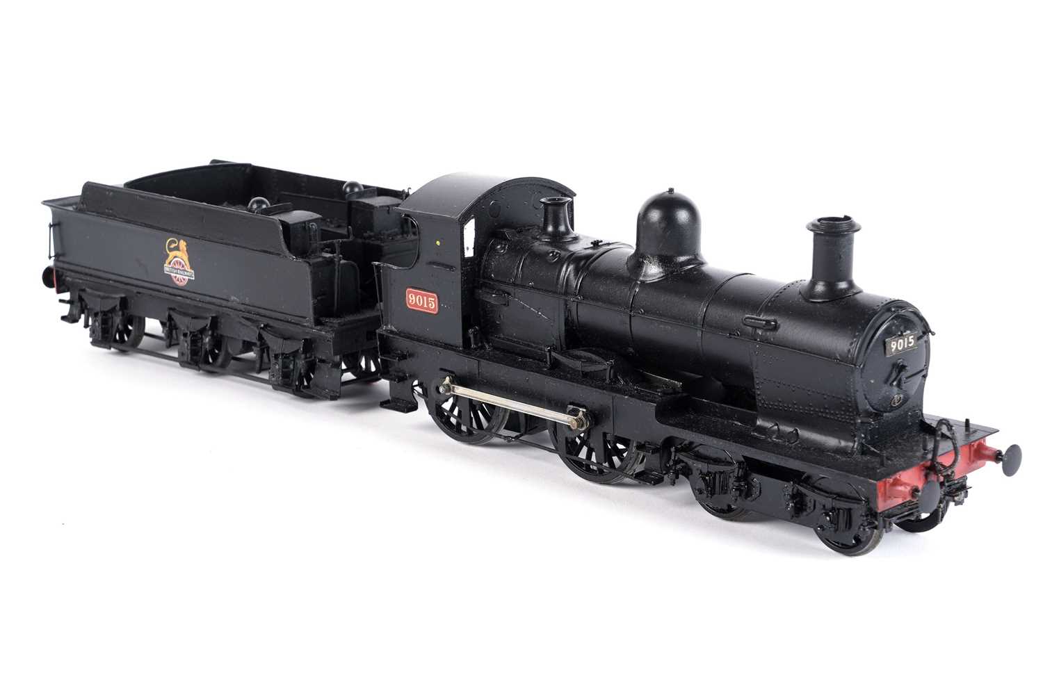 Lot 43 - A Gladiator Models metal kit-built 0-gauge 4-4-0 locomotive and six-wheel tender