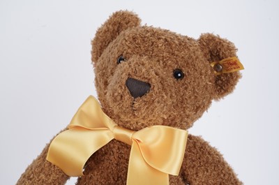 Lot 601 - Five Steiff teddy bears