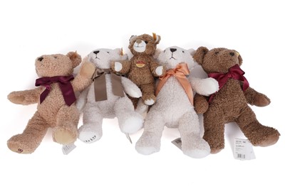 Lot 602 - A collection of Steiff ‘Cosy Year’ teddy bears