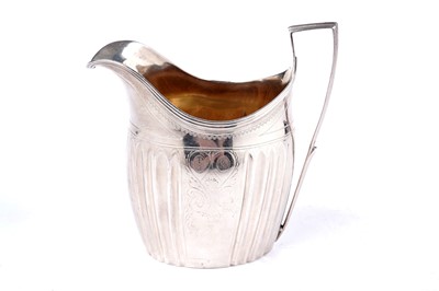 Lot 1474 - A George III cream jug