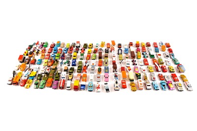 Lot 644 - A selection of diecast model vehicles