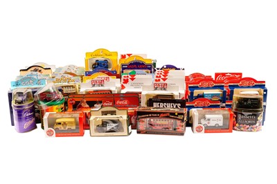 Lot 656 - A selection of diecast model vehicles