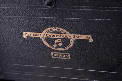 Lot 96 - A Columbia gramophone