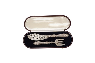 Lot 1617 - A Victorian cased pair of fish servers