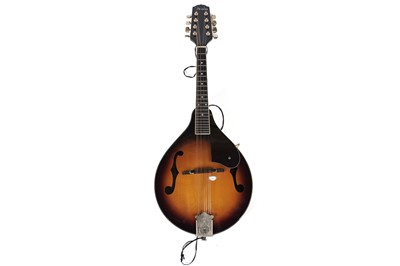 Lot 239 - A Fender FM-53S SB mandolin