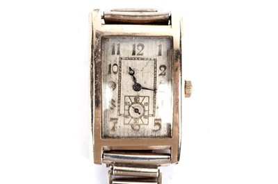 Lot 614 - An Art Deco 9ct gold cased wristwatch retailed by Reid