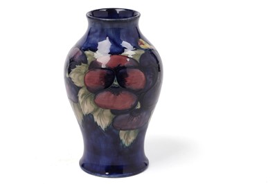 Lot 456 - A Moorcroft 'Pansy' pattern vase