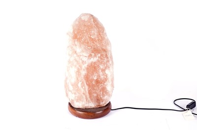 Lot 182 - A pink Himalayan salt lamp