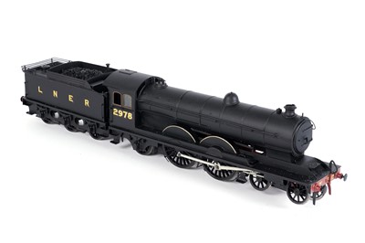 Lot 190 - A metal kit-built 0-gauge 4-4-2 locomotive and six-wheel tender