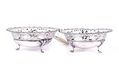 Lot 768 - A pair of George V silver bob bon dishes