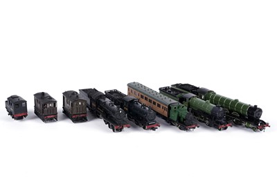 Lot 295 - A metal 00-gauge locomotive and other models