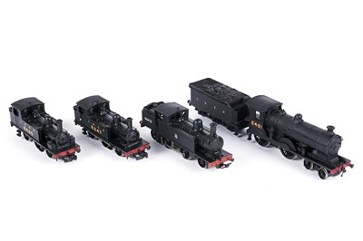 Lot 300 - A selection of 00-gauge locomotives