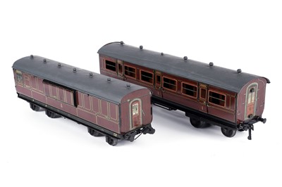 Lot 309 - A Bassett-Lowke 0-gauge mail coach; and another