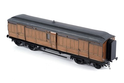 Lot 316 - A Lawrence Scale 0-gauge carriage