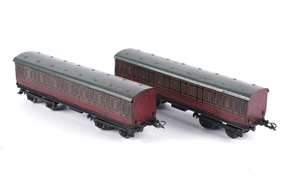 Lot 319 - Two Hornby Series 0-gauge passenger carriages