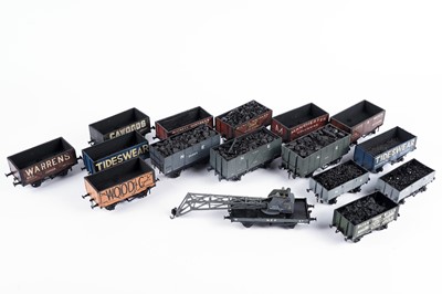 Lot 342 - A selection of 0-gauge coal wagons; and a mobile crane